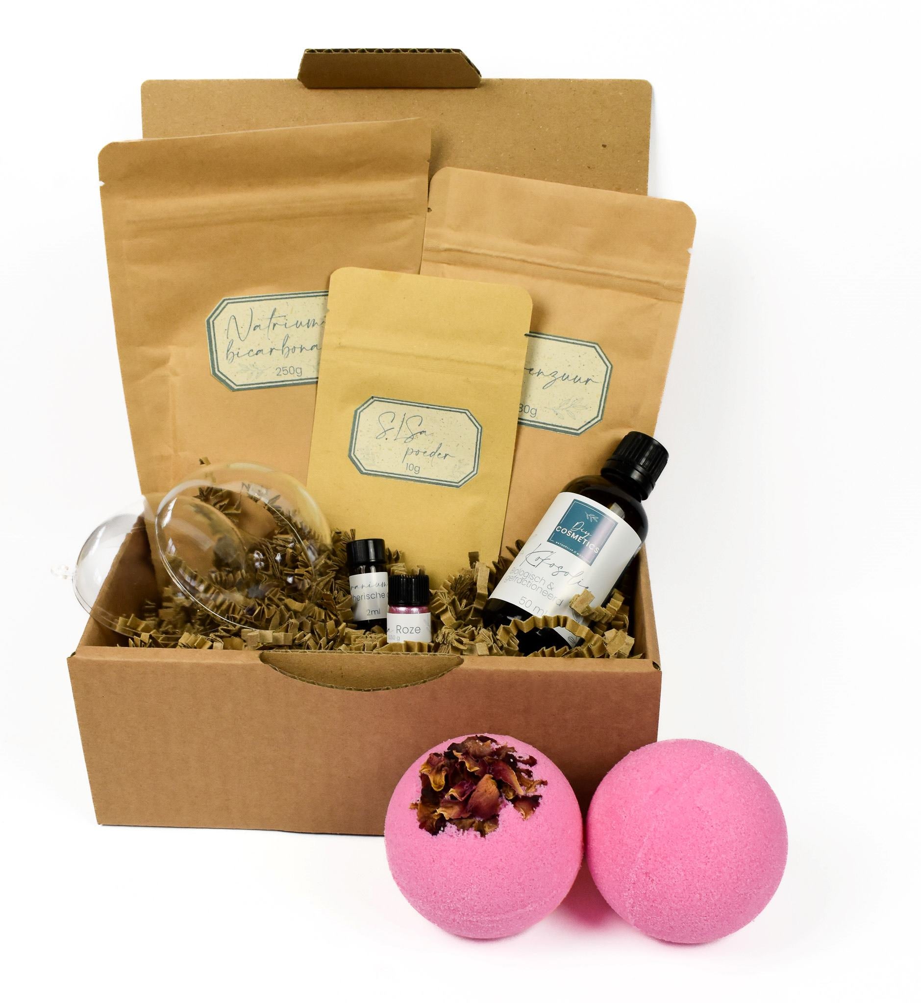 DIY bruisballen pakket, producten in doosje met 2 bruisballen ervoor.