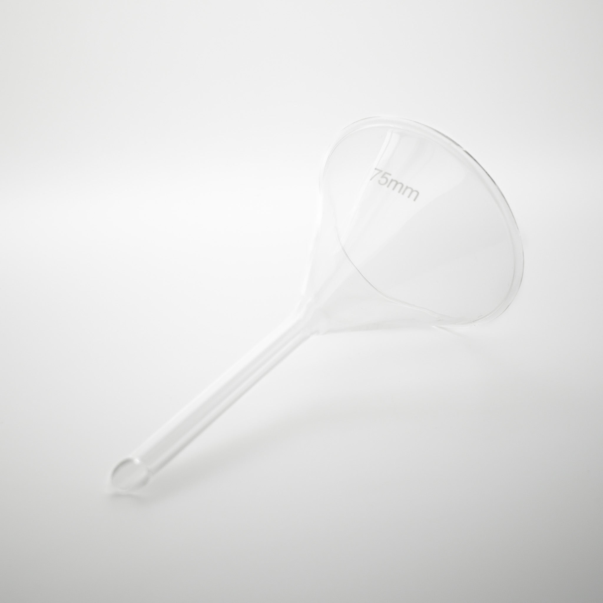 Trechter van glas 75mm diameter