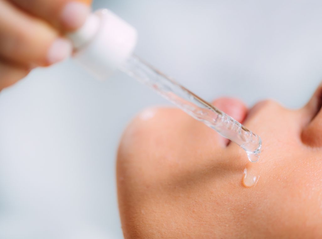 Hyaluronzuur: de natuurlijke dorstlesser voor je huid